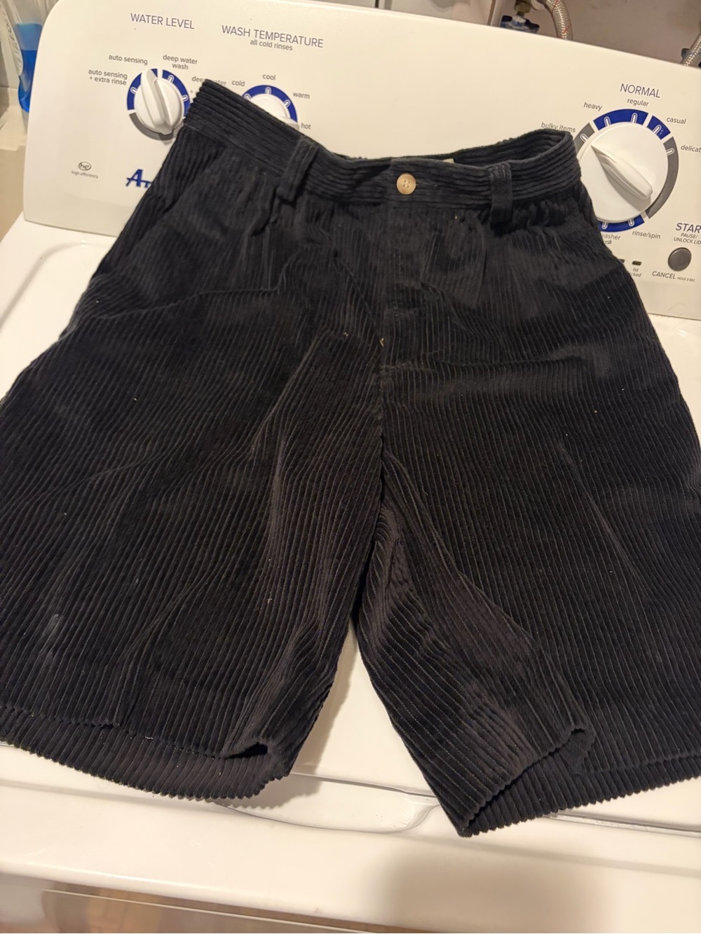 Eddie Bauer Black Vintage corduroy high waisted wide ribbed shorts
